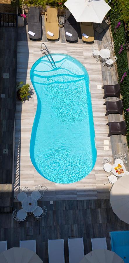 Hotel Condor-New 2024-Con Piscina ريتشيوني المظهر الخارجي الصورة